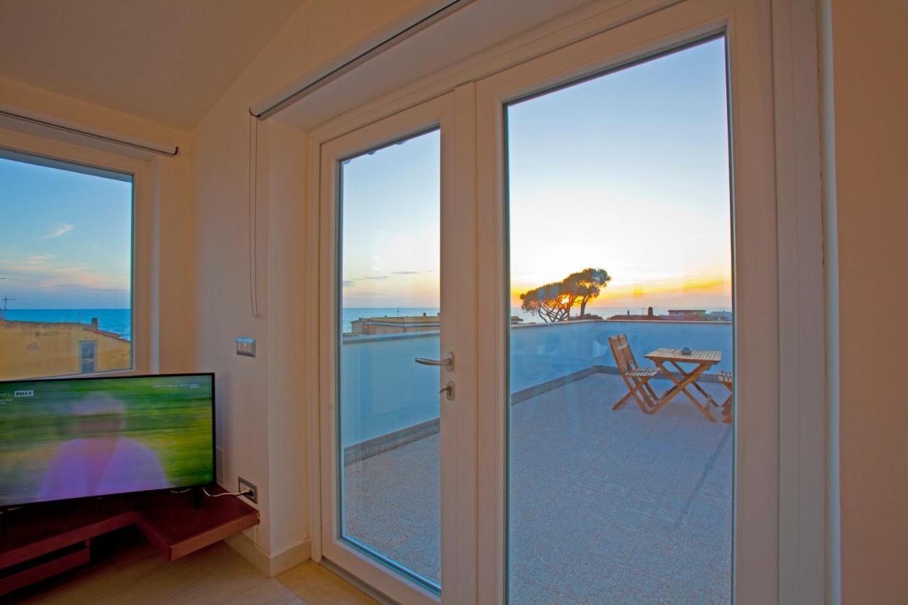 Surf And Windsurfer House Anzio Appartement Buitenkant foto